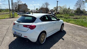 Alfa Romeo Giulietta 2.0 JTDm, edícia TROFEO - 6