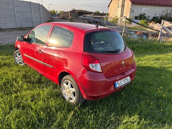 Renault clio - 6