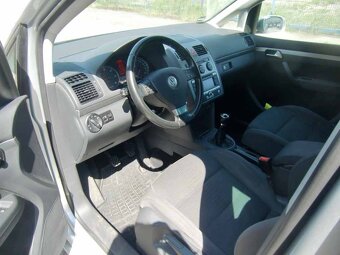VW TOURAN 2,0TDI Highline - 6