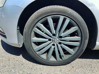 Vůz na náhradní díly VW Passat B7 kombi 2012 CDGA KWB LA7W - 6