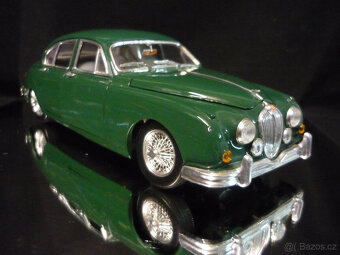 Jaguar Mark II Maisto 1/18 - 6