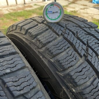 1Ks Zimni NOKIAN 215/70 R15C, Praha 9 - 6