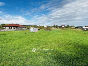 Prodej pozemky pro bydlení, 1 254 m2 - Hluboké Mašůvky - 6