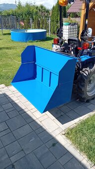 Transportní box hydraulicky sklápateľný za malotraktor - 6