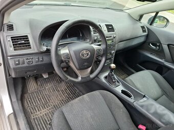 Toyota avensis 2.0 diesel 93kw r.v.2011 - 6