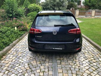 Volkswagen e-Golf 85 KW Plně elektrický - 6
