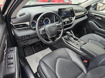 TOYOTA HIGHLANDER 4x4 2.5 182kW PRESTIGE 2022 / 7-míst - DPH - 6