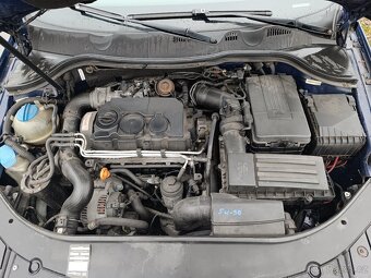 Prodám VW Passat kombi 2.0 TDI 4motion - 6