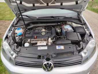 Volkswagen Golf - 6