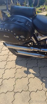 Suzuki VL 800 - 6