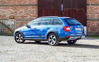 Škoda Octavia Combi SCOUT 2.0 TDI 4x4 - 6