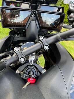 Yamaha TRACER 9 GT Midnight Black - 6
