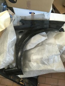 Prodám LP a PP blatník Fiat Linea - 6