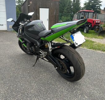Yamaha YZF R1 2002 - 6