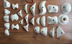 Nové lezecké chyty THEREX Board Set 54 kusů - 6