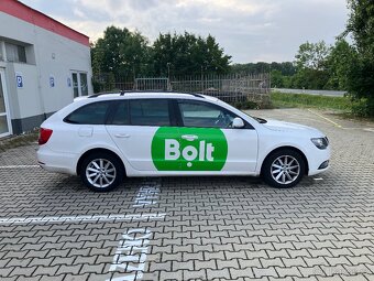 ŠKODA SUPERB II COMBI FACELIFT 2014 1.6Tdi 77Kw - 6