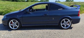Opel Astra Coupe Turbo 140kw - 6
