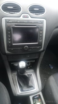 Ford Focus combi II 2005 - 6