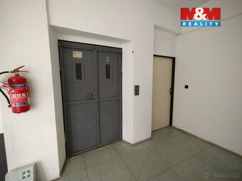 Pronájem obchod a služby, 400 m², Nový Jičín, ul. Dolní brán - 6