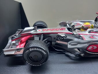 F1 MCLAREN MERCEDES MP4/23 HAMILTON MINICHAMPS 1:18 - 6