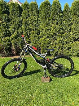 Specialized demo 8 - 6