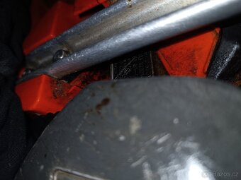 Motorová pila Husqvarna 550xp - 6