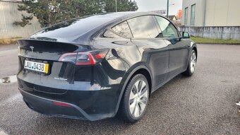 Tesla Y Long Range AWD - 6