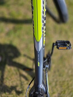 Author a-matrix 26 - 6