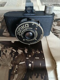 Historický fotoaparát JUNKA 1937 - 6