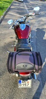 Honda VTX 1800 F - 6
