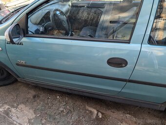 Opel Corsa - 6