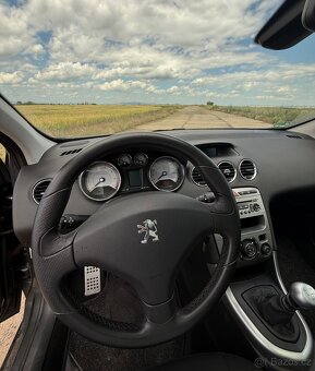 Peugeot 308 sw 1.6i - 7 míst - 6