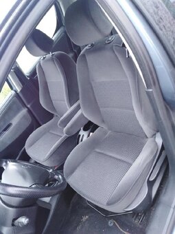 PEUGEOT 207 , 1,6i BENZIN 88 KW KLIMA,,, ZA 59000 KČ - 6