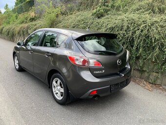Mazda 3    1.6 i - 6