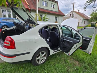 Škoda Octavia 1.6 MPI, 3/2006 - 6