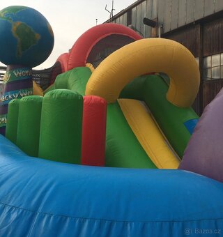 Prodám nafukovací labyrint se skluzavkou Výroba USA - 6