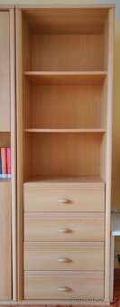 Knihovna - stolečky - 6