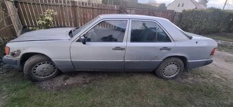 Mercedes 124 E260 - 6