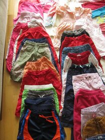 Dívčí oblečení 98-104 (trika, šaty, sp. prádlo) - 6