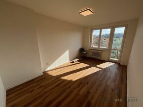 Prodej vkusně zrekonstruovaného bytu (56m2)  s balkónem v OV - 6