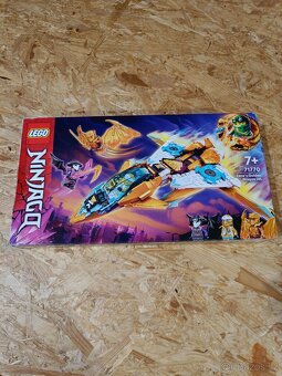 LEGO stavebnice s krabicemi a návody - 6