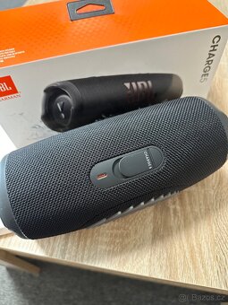 JBL Charge 5 Black NOVÝ - 6