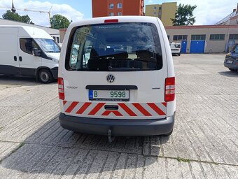Volkswagen Caddy Kombi benzín - 6