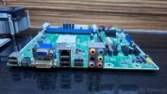 MSI MS-7778 VER: 1.0 AMD FM2 - 6