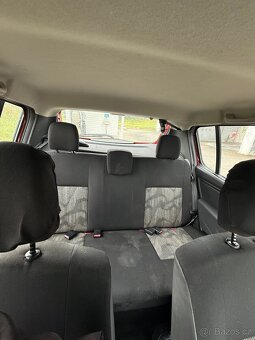 Dacia Sandero - 6
