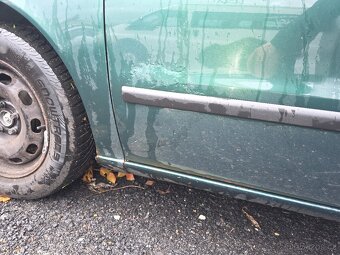 SEAT TOLEDO 1.6i 74KW - 6