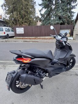 Piaggio Beverly 300 HPE, 2023, TOP stav, 6000km - 6