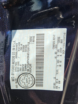 Ford Mustang GT Bullitt Originál - 6