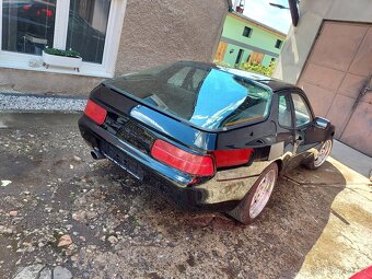 Porsche 944  2,5  120kw rv.83 - 6