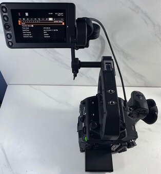 Canon EOS C400 tělo - 6